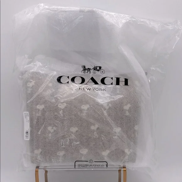 Coach X Peanuts City Tote Bag In Signature Canvas With Snoopy Print CBJ89 - Picture 10 of 13